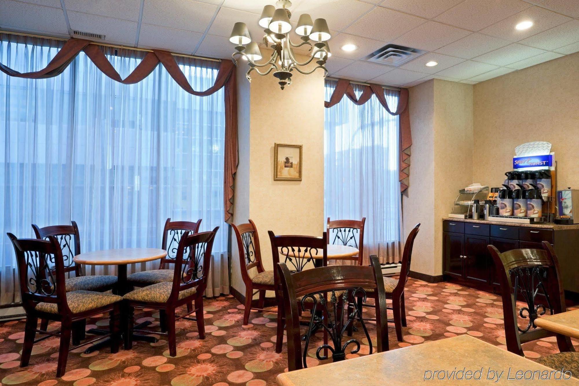 Quality Inn & Suites Regina Downtown Eksteriør bilde